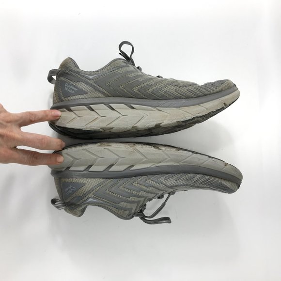 Hoka One Shoes Men\'s 12 Gray Clifton Running Athletic 1108409 SLVR Sneakers